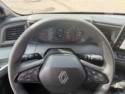 RENAULT MASTER MIT HUMBAUR KOFFERAUFBAU