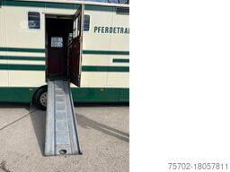 DAF LF 55250 Niehoffaufbau 6 Pferde