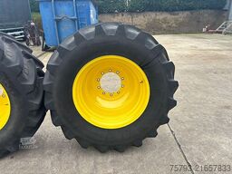 BKT Radsatz BKT 540/65 R30 + 620/70 R42 