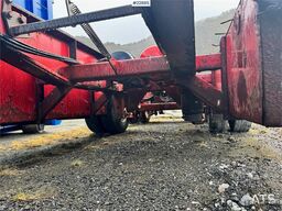 Istrail hooklift trailer