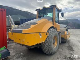 Volvo SD160B roller