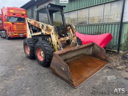 Bobcat compact loader