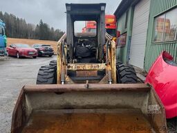 Bobcat compact loader