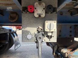 Kel-Berg Curtainsider / Planenauflieger / Gardin