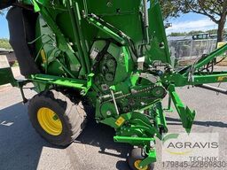 John Deere V461R