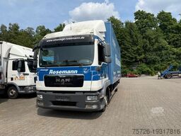 MAN 8.220 gr Haus 7Sitzplätze Möbelkoffer Top