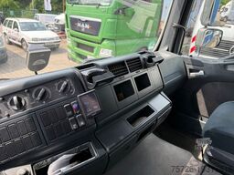 MAN 8.220 gr Haus 7Sitzplätze Möbelkoffer Top