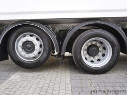 MAN TGX 26.400 / IGLOOCAR / Carrier Supra