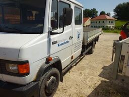 MERCEDES-BENZ 711 DOKA /Pritsche 4,20 l