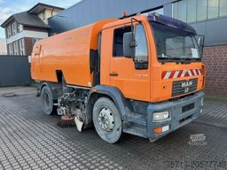MAN 15.220 4x2 LE Bucher Cityfant 60