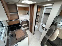 BÜRSTNER SFT 7.0 SIGNATURE  Automatik 180PS AHK