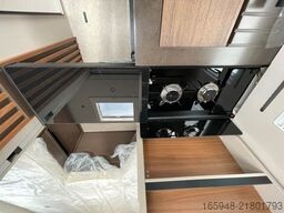BÜRSTNER SFT 7.0 SIGNATURE  Automatik 180PS AHK