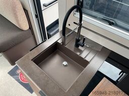 BÜRSTNER SFT 7.0 SIGNATURE  Automatik 180PS AHK