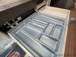 BÜRSTNER SFT 7.0 SIGNATURE  Automatik 180PS AHK