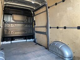 VW Crafter 35 2.0 TDI mittlerer Radstand MR Hochdach AHK KLIMA