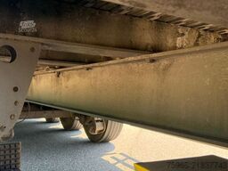 KRAKER CF200 CF-Z WALKING FLOOR 2X LIFT AXLE DISC BRAKE
