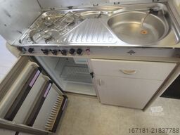 HOBBY Elegance 440 UF mit Vorzelt