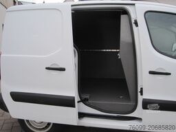 Peugeot Partner 1.6 HDI Cateringausbau 3-Sitzer