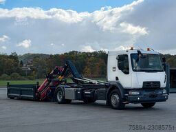 RENAULT D 18 * ABROLLKIPPER + HMF 1220 K-R * TOP!