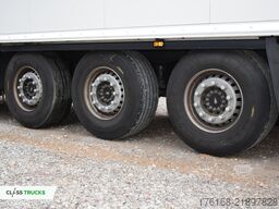 SCHMITZ CARGOBULL SKO Double Deck FP60 ThermoKing SLXi 300
