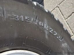 Volvo FH 16.750 XL 8x4*4 - Carrier Supra 1150 MT - Bi...