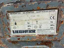 Liebherr A918