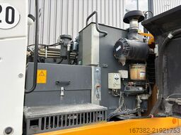 Liebherr A918