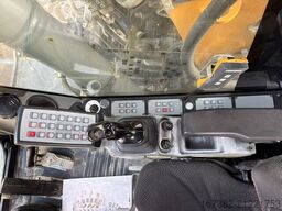 Liebherr A918