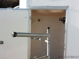 Thiel / Humbaur 2-Pferdanhänger Primus Poly gebraucht