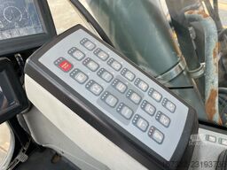 Liebherr R936NLC