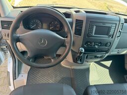 MERCEDES-BENZ Sprinter II Kasten 310 CDi Automatik Audio 15