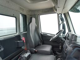 Iveco Stralis 310 E6 / 120 tho.km! / crane 15m