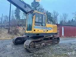 Volvo EC200 crawler excavator with rototilt and narrow b