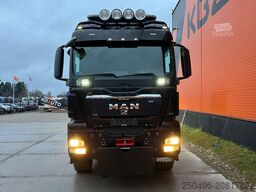 MAN TGS 33.540 6x6 UNDERBODY SCRAPER / HYDRAULICS
