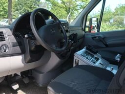 MERCEDES-BENZ Nr.144 Sprinter 516 CDI RTW 1.Hand / Klima