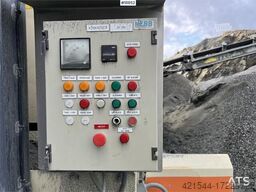 Metso Lokotrack LT220D crusher w/ screen, box and belt