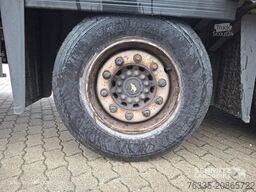 Schmitz Cargobull Curtainsider Mega