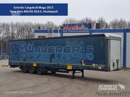 Schmitz Cargobull Curtainsider Mega