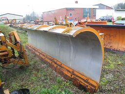 Kahl bacher Schneepflug STS 450 F