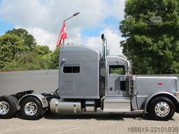 PETERBILT 389