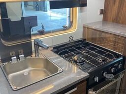 FENDT Diamant 650 GDW Modell 2025 / 2800 kg / Avila