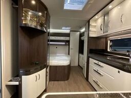 HOBBY Prestige 560 WFU Abverkauf / 2000 kg Achse