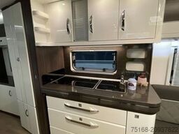 HOBBY Prestige 560 WFU Abverkauf / 2000 kg