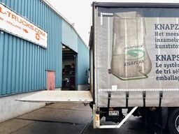 DAF CF 75.250 4x2 WITH CURTAINSIDE BOX & LOADING PL...