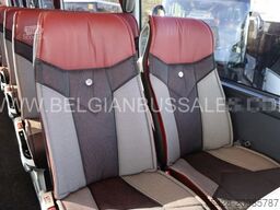 Mercedes-Benz Tourismo 17RHD