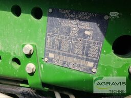 John Deere 6215 R