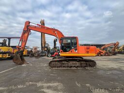 Komatsu HB 215 LC-1