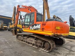 Komatsu HB 215 LC-1