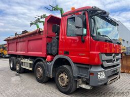 Mercedes-Benz Actros 3241