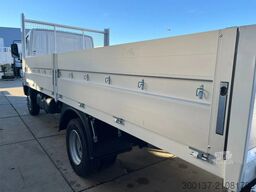 Mercedes-Benz Accelo 915 4x2 Flatbed with dropsides